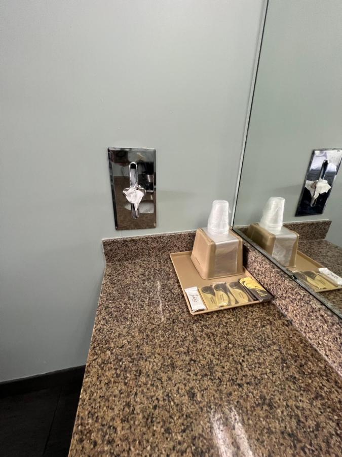 Executive Inn Pelham Kültér fotó